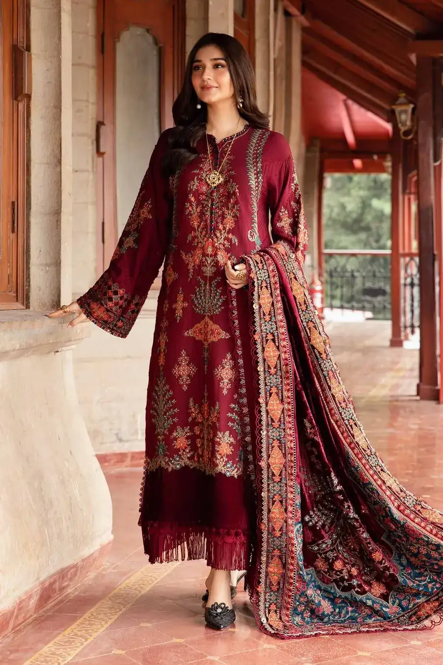 Embroidered Velvet Suit | DL-1210 Maroon
