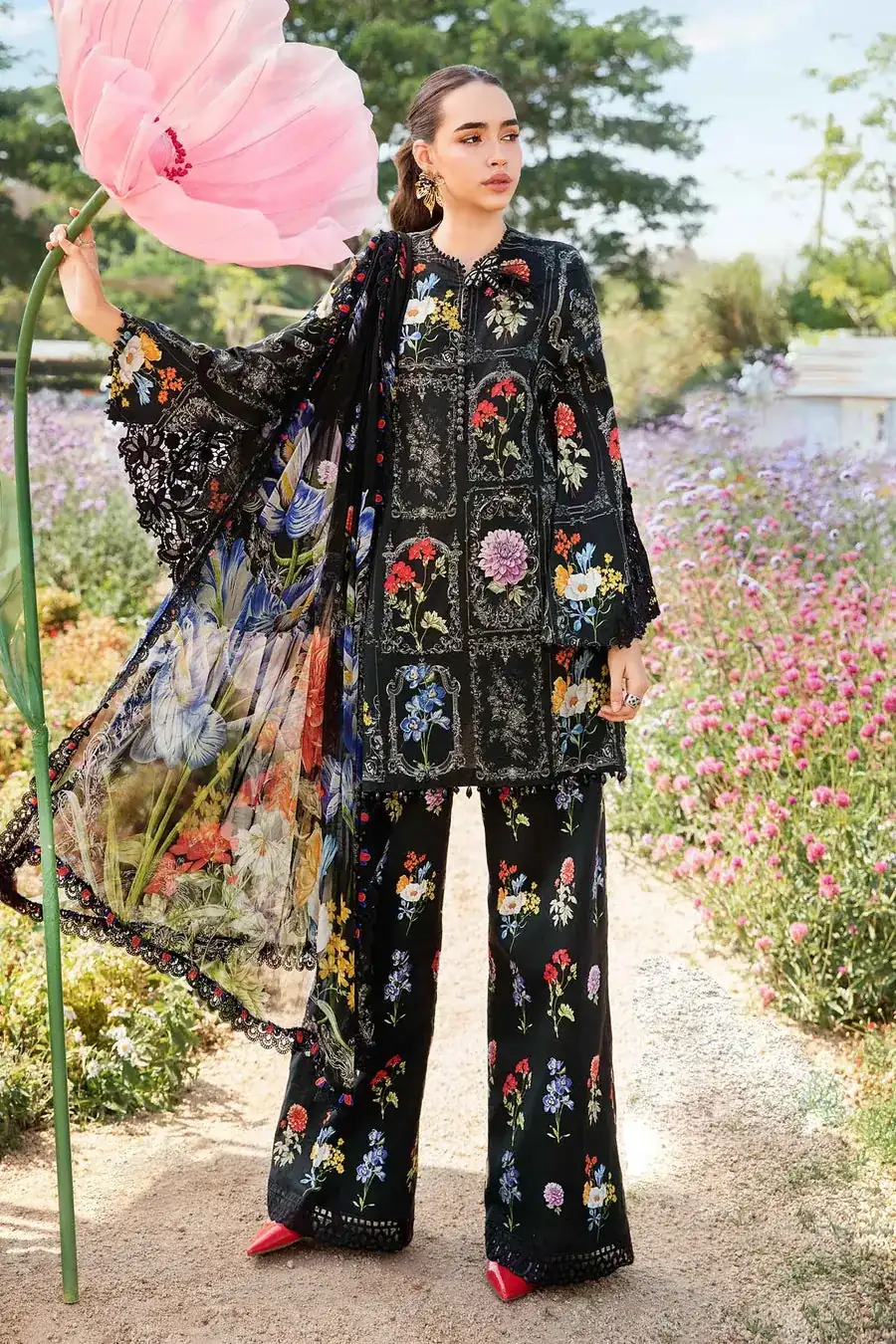 Maria B Mprints'25 Printed Lawn Suit | MPT-2511-B
