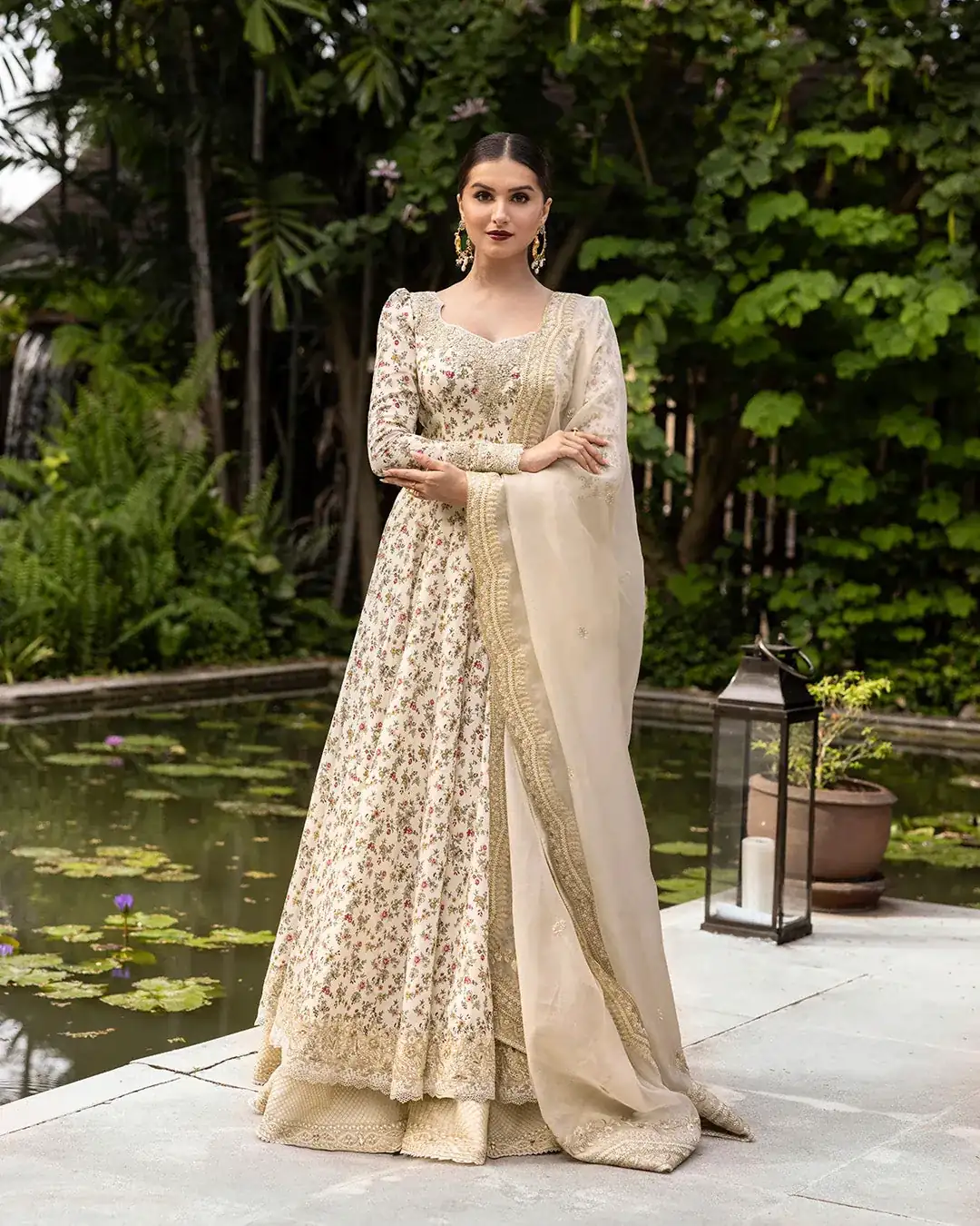 Faiza Saqlain - Zinnia Luxury Lawn 25 - Vinika