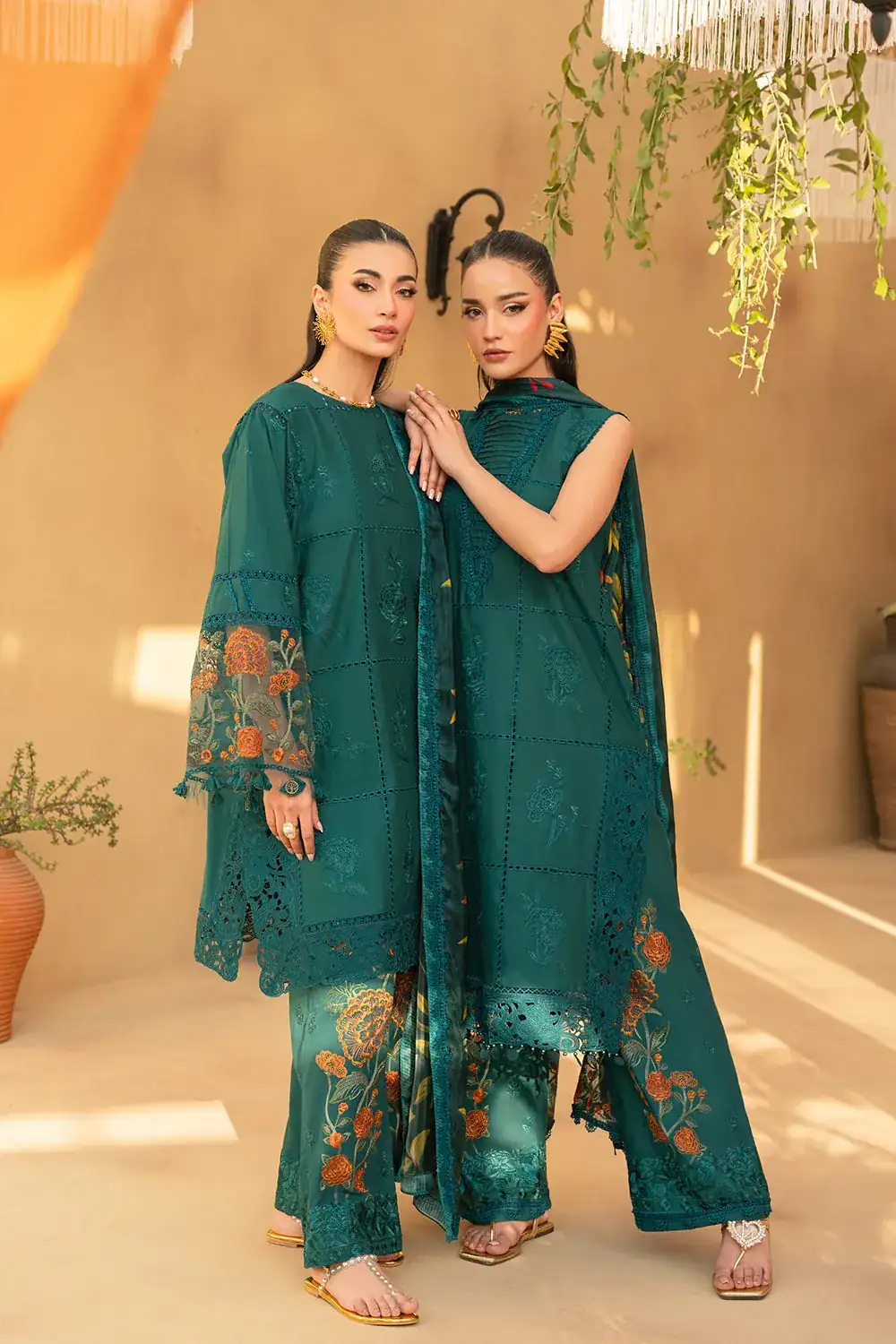 Saira Rizwan Luxury Lawn '25 LIRA-SRL25-10