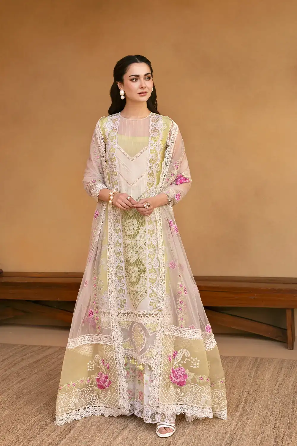 Saira Rizwan Luxury Lawn '25 VERA-SRL25-05