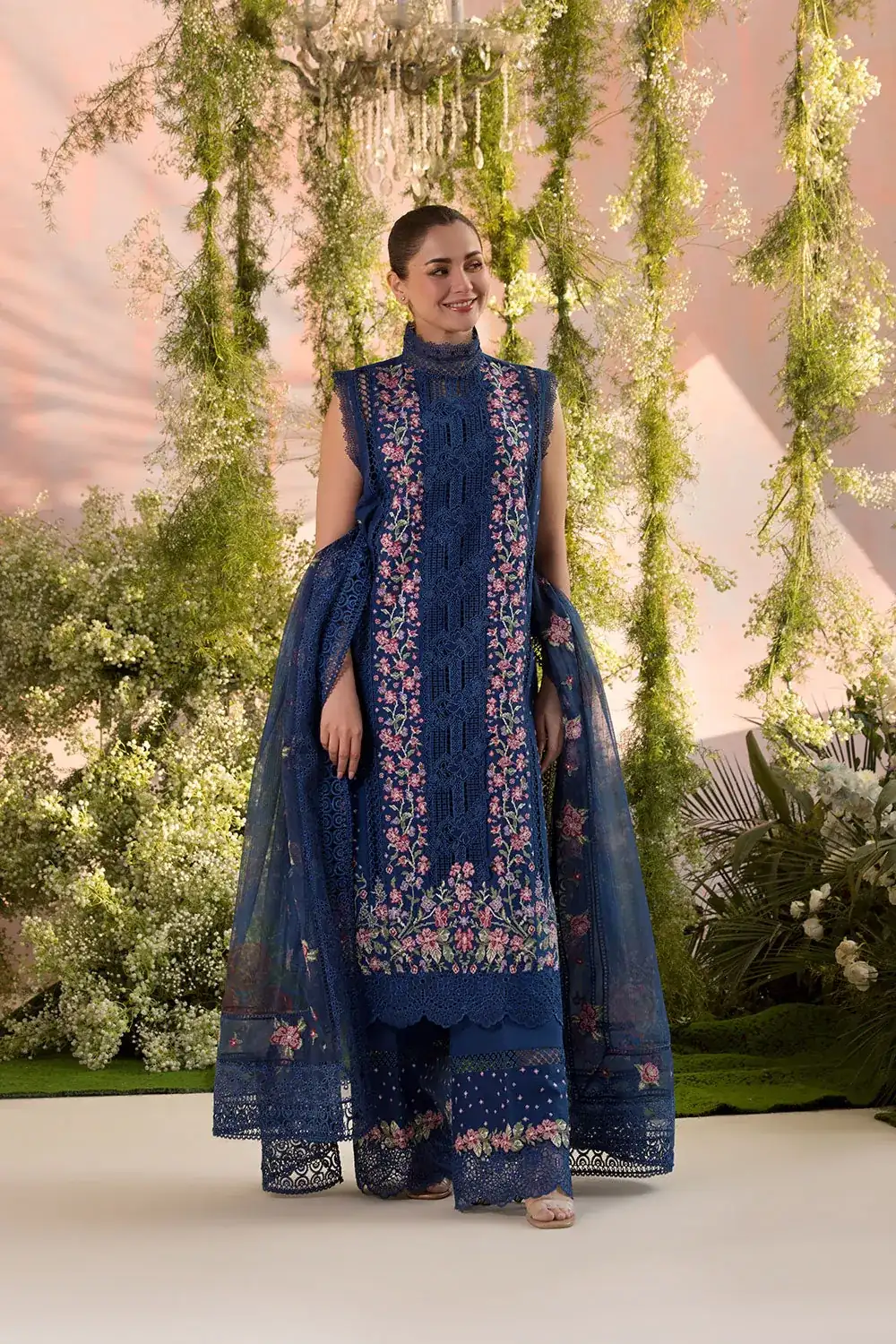 DESIGN 4A LUXURY LAWN 2025 UNSTITCHED L25-4A