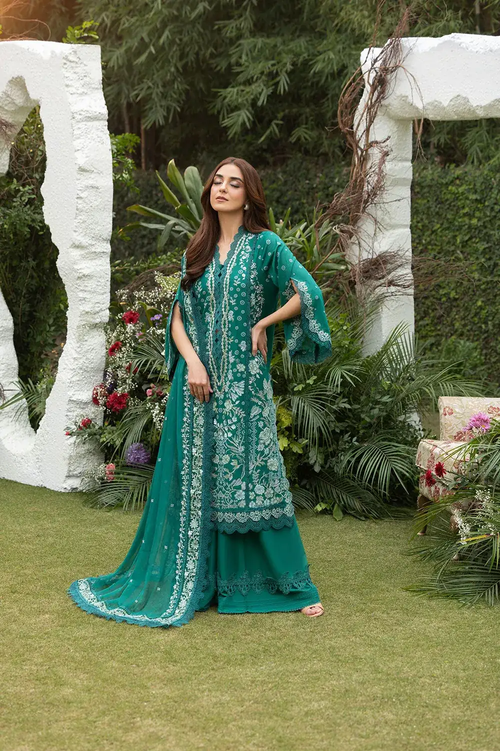 DESIGN 8B LUXURY LAWN 2025 UNSTITCHED L25-8B