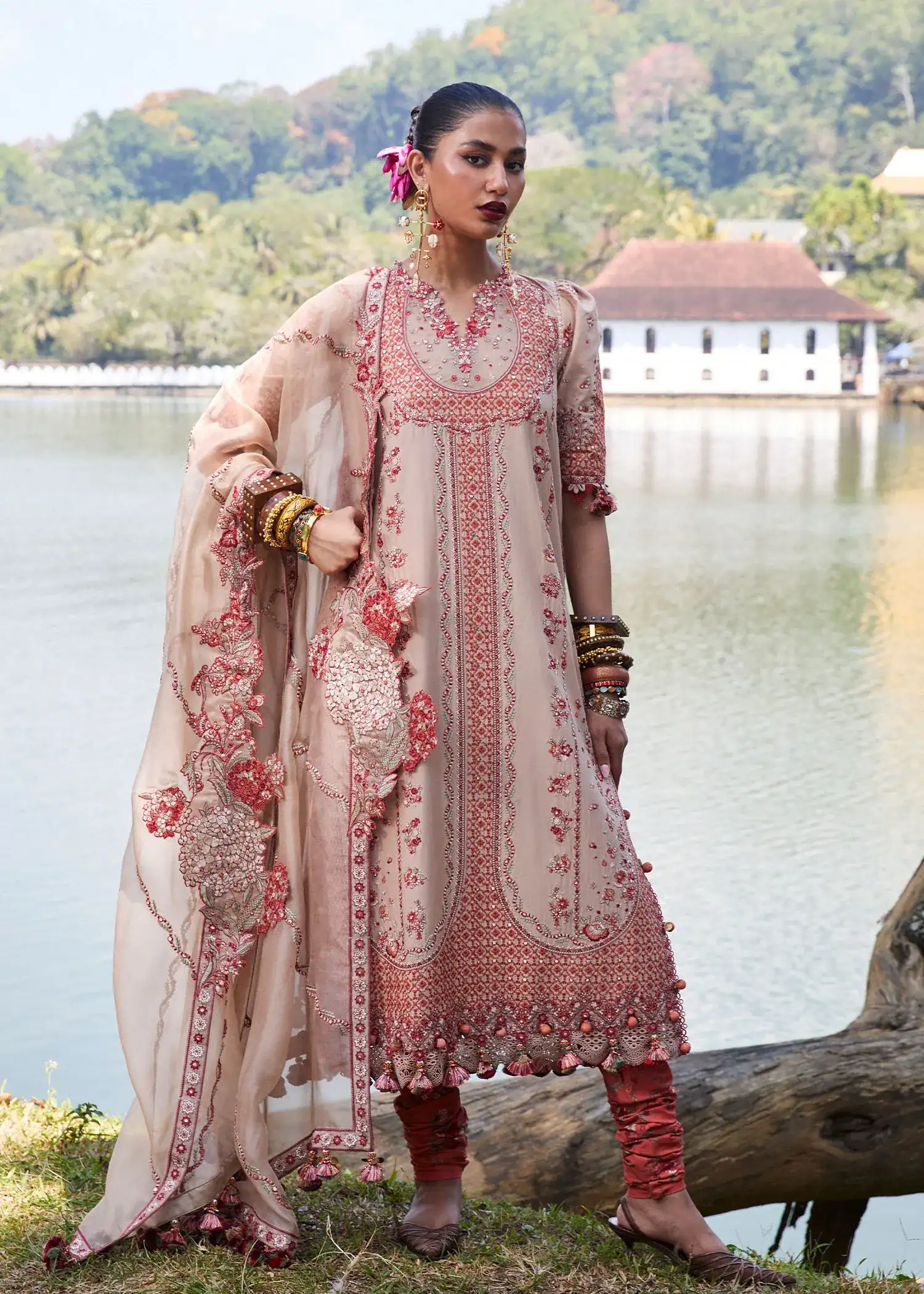 Hussain Rehar Summer Luxury Lawn_Mari