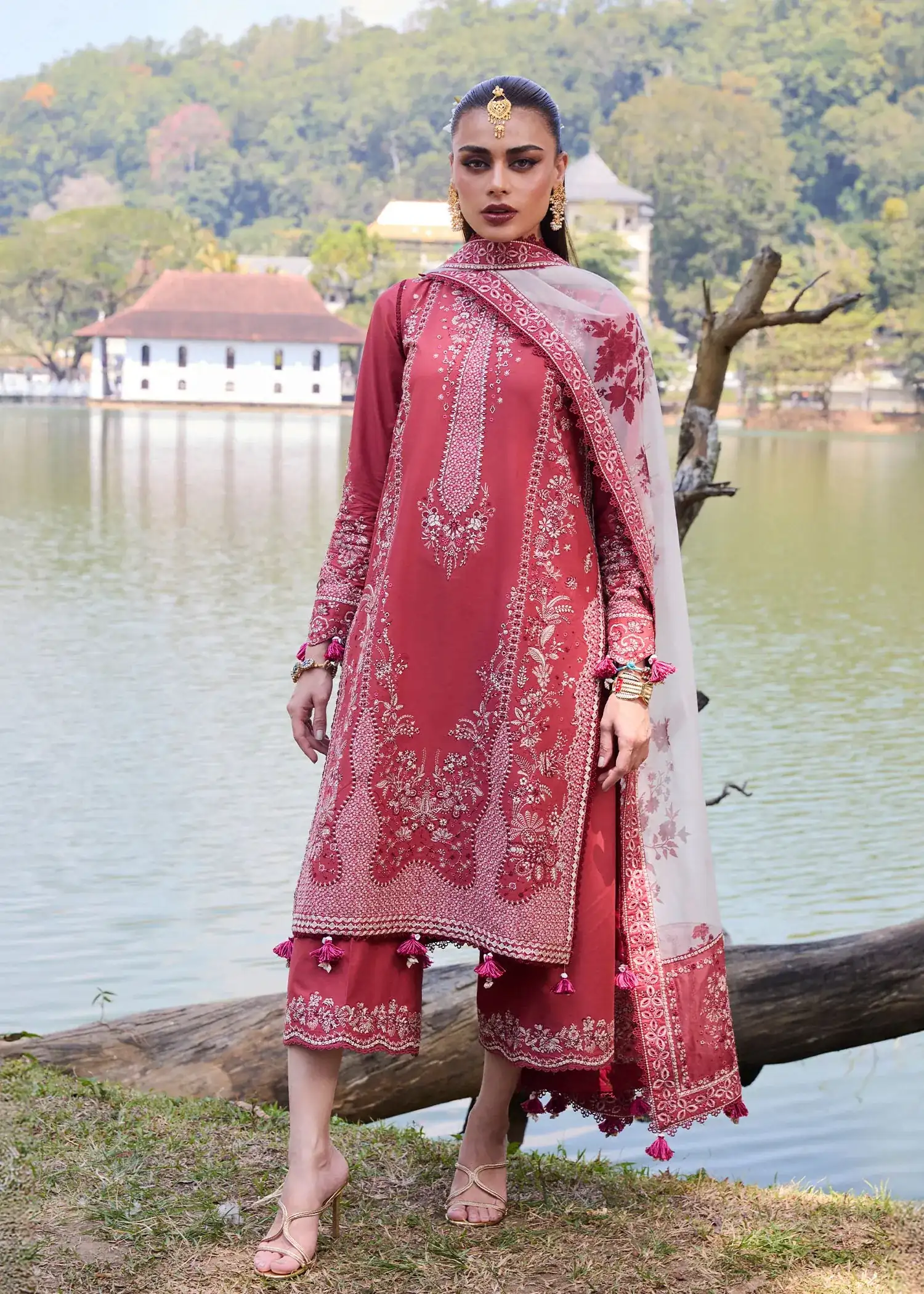 Hussain Rehar Summer Luxury Lawn_ Flare