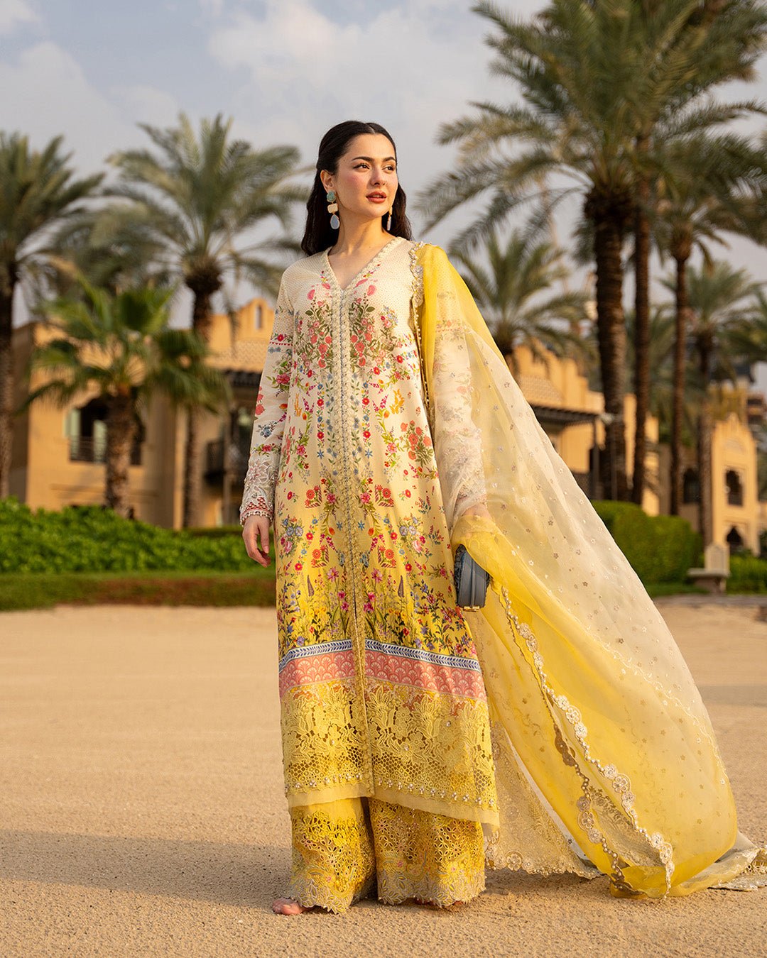 Faiza Saqlain - AYA Luxury Lawn 26-Arta