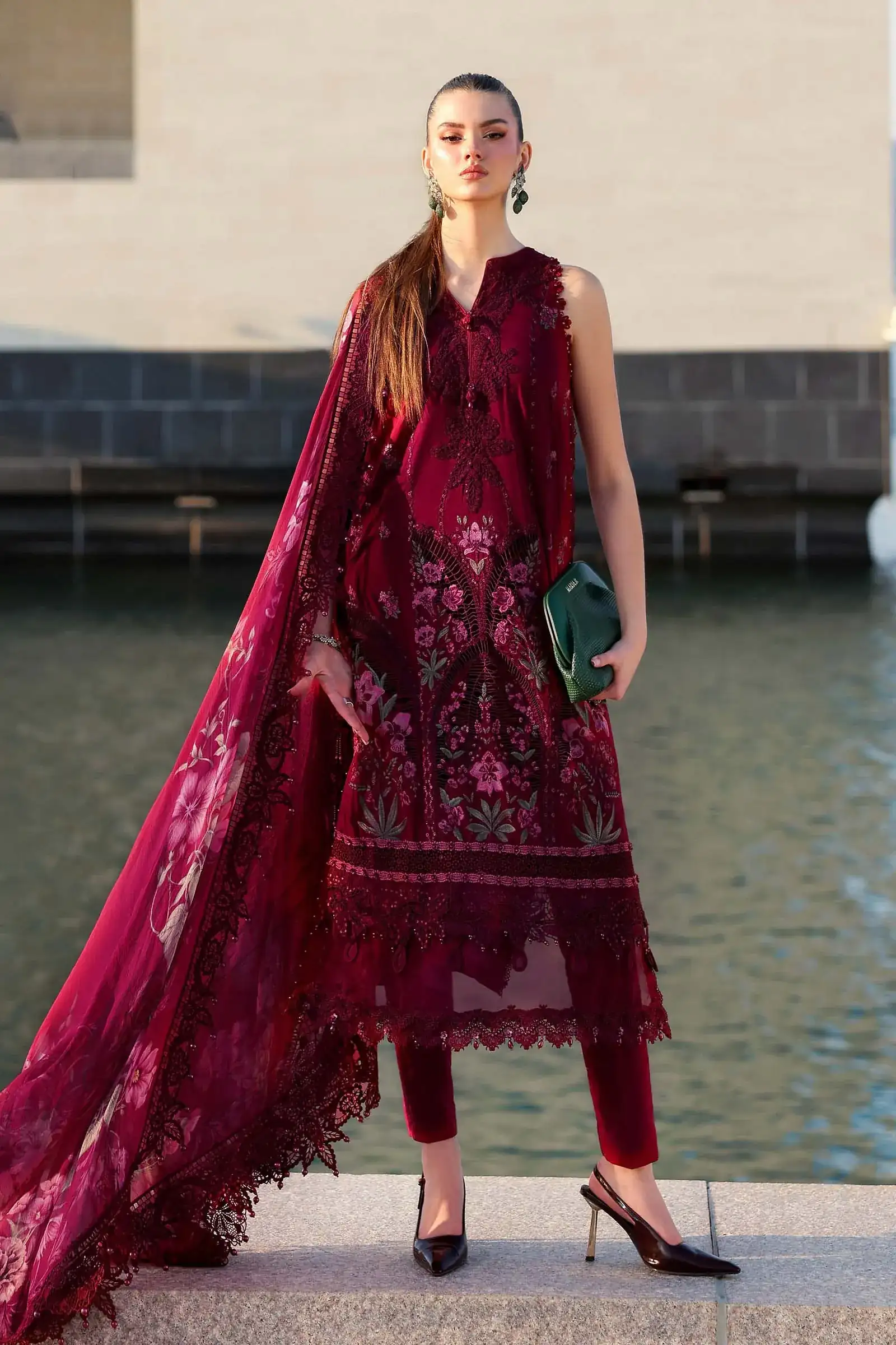 Unstitched Embroidered Luxury Lawn D-2611-B - Eid Collection