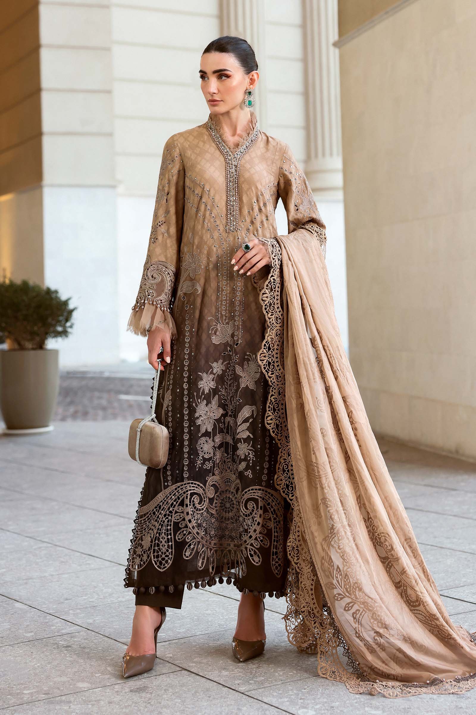 Unstitched Embroidered Luxury Lawn D-2601-A - Eid Collection