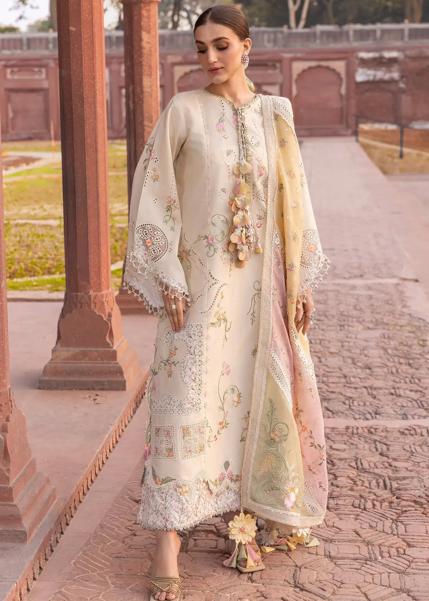 Flow By Crimson - Lawn' 26 -MANIFESTED MEADOWS - D7A