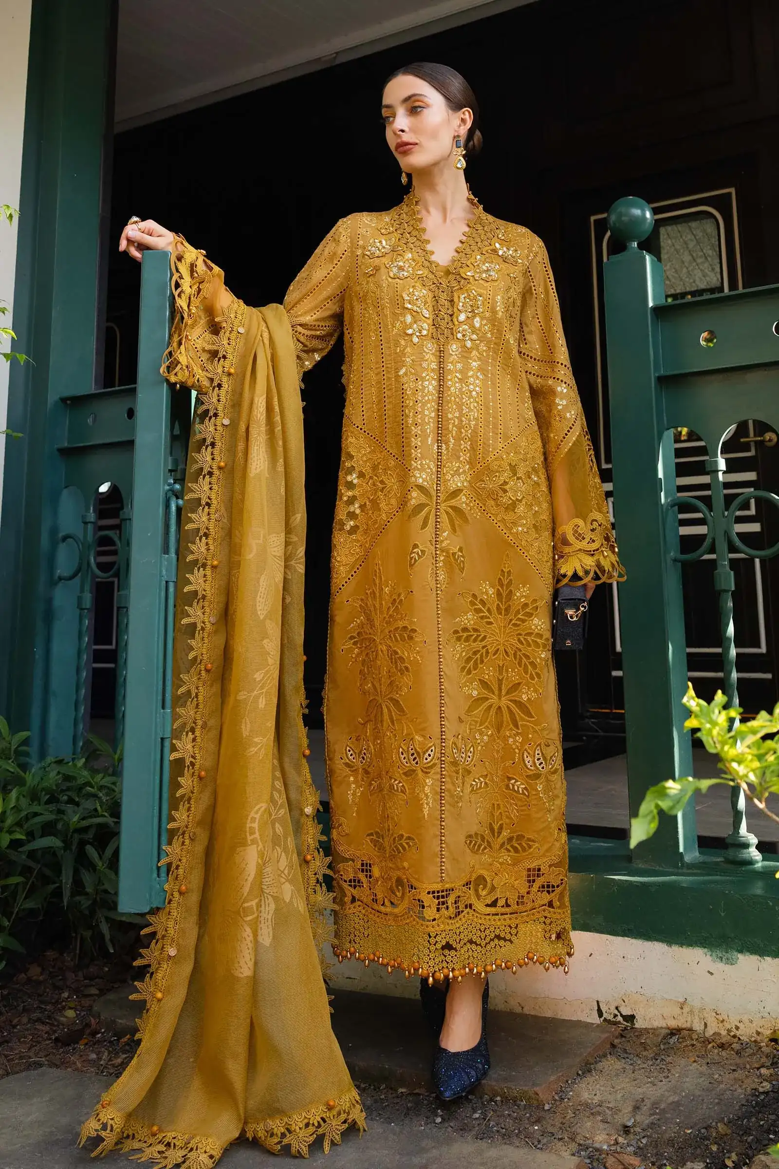 Unstitched Embroidered Luxury Lawn EID EDITS 26' D7