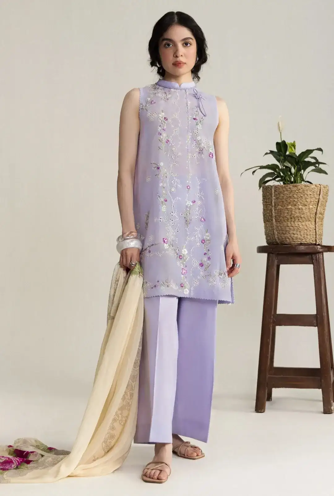 Coco by Zara Shahjahan Lawn Unstitched  Embroidered Eid Collection YURA-3B
